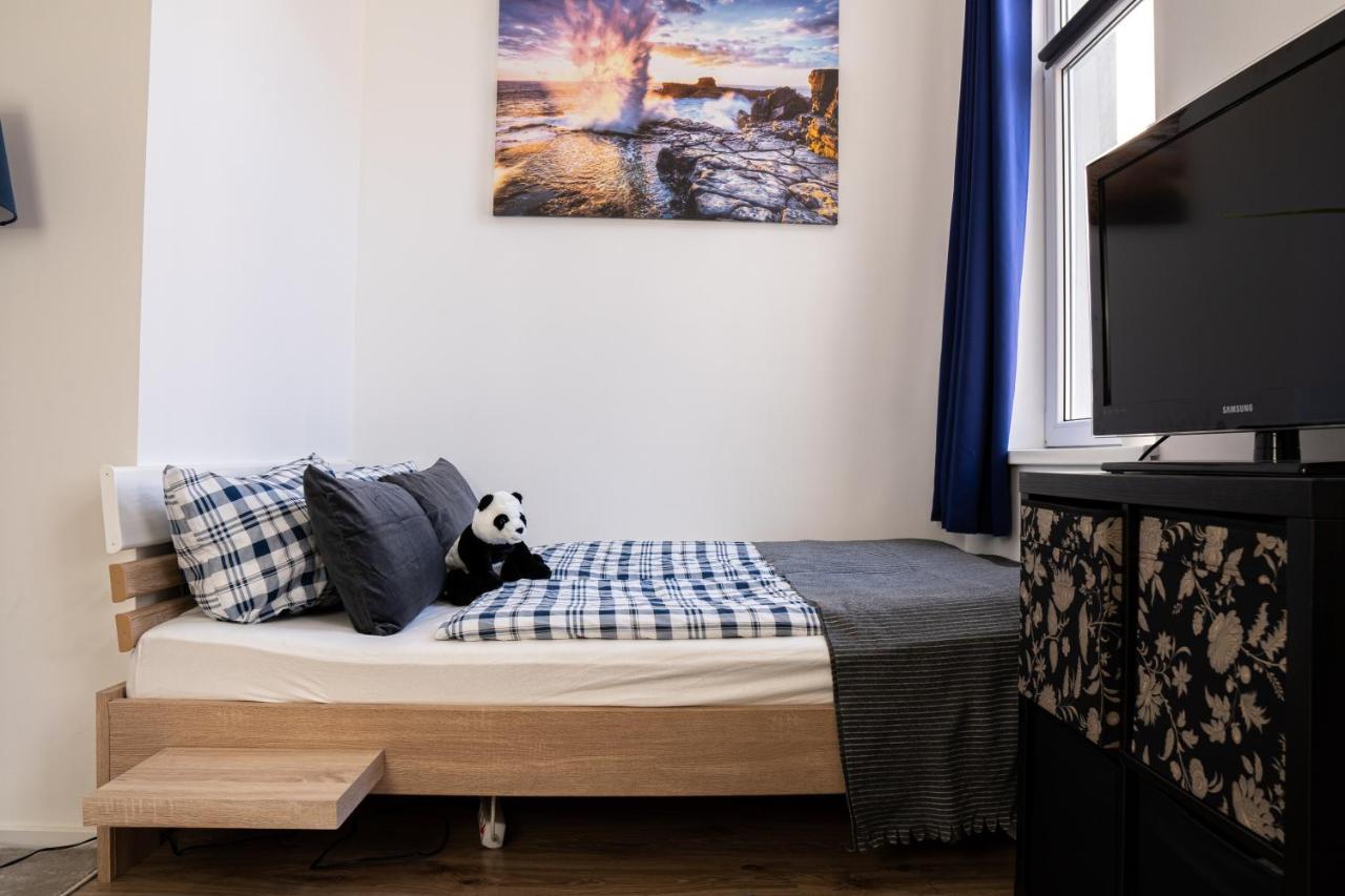 FULL HOUSE Studios - Blue Apartment - NETFLIX, WiFi inkl Magdeburg Exterior foto