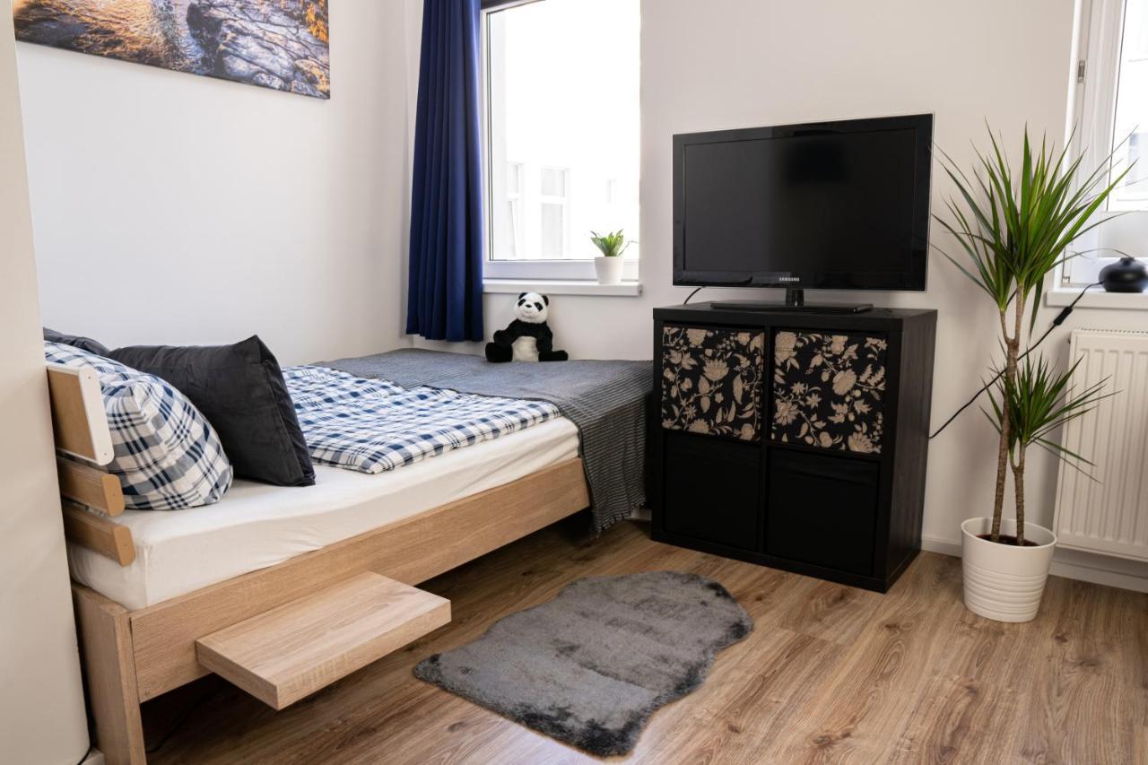 FULL HOUSE Studios - Blue Apartment - NETFLIX, WiFi inkl Magdeburg Exterior foto